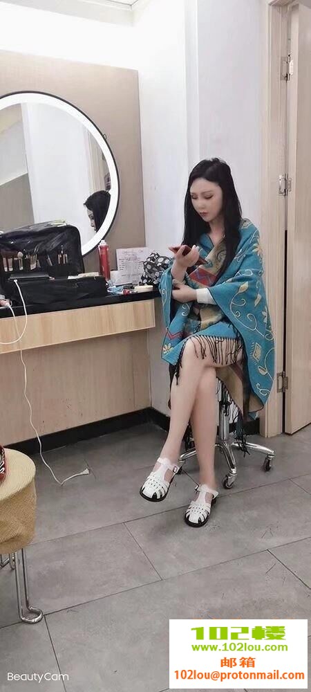 100309y2qqvsow994ow924.jpg