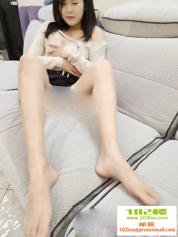 192653fbil0lbczb45j5id.jpg