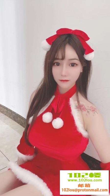 114416mimi9x9m92fxhji8.jpg