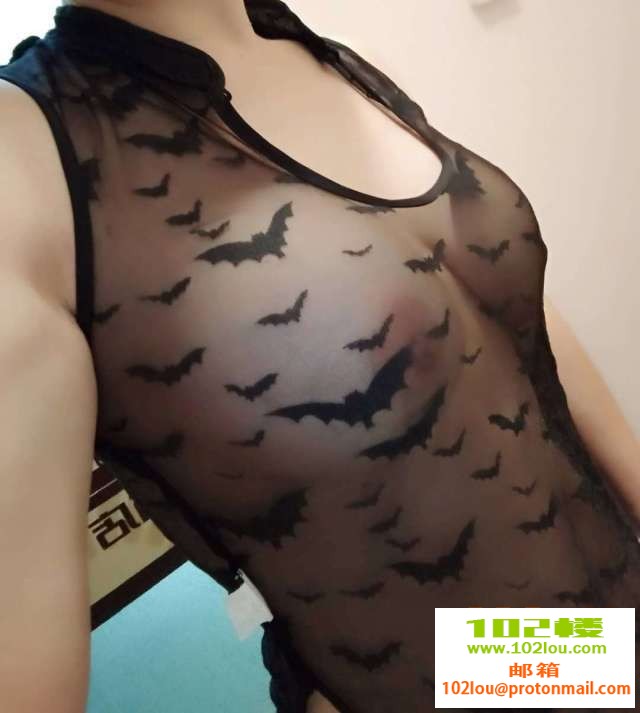 203922gjav8hgwmsn9v89y.jpg