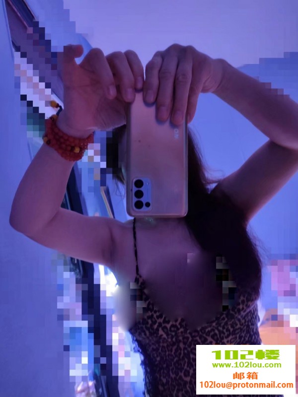 151541a4ch40s0oqx3zn4w.jpeg