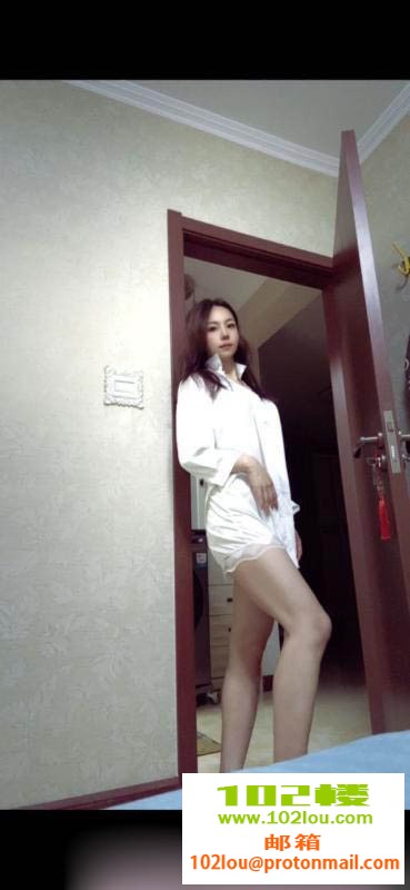 232921s3x1b9c6v9839331.jpg
