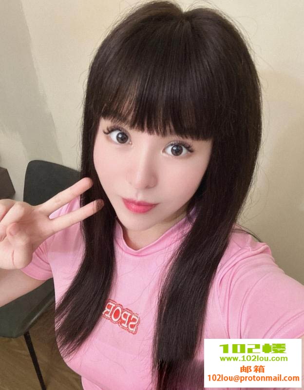 010714v1mcz4balm41inaa.jpg
