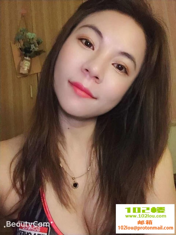 221852oyfj08883az88f9l.jpg