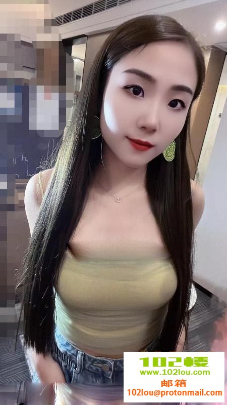 013211gah3301f0nv0q49q.jpg