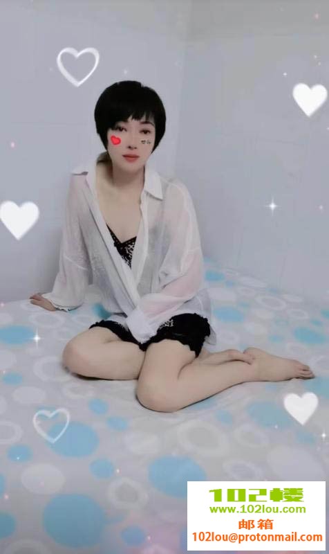 235507qp5hyfcqwjhc55jp.jpg