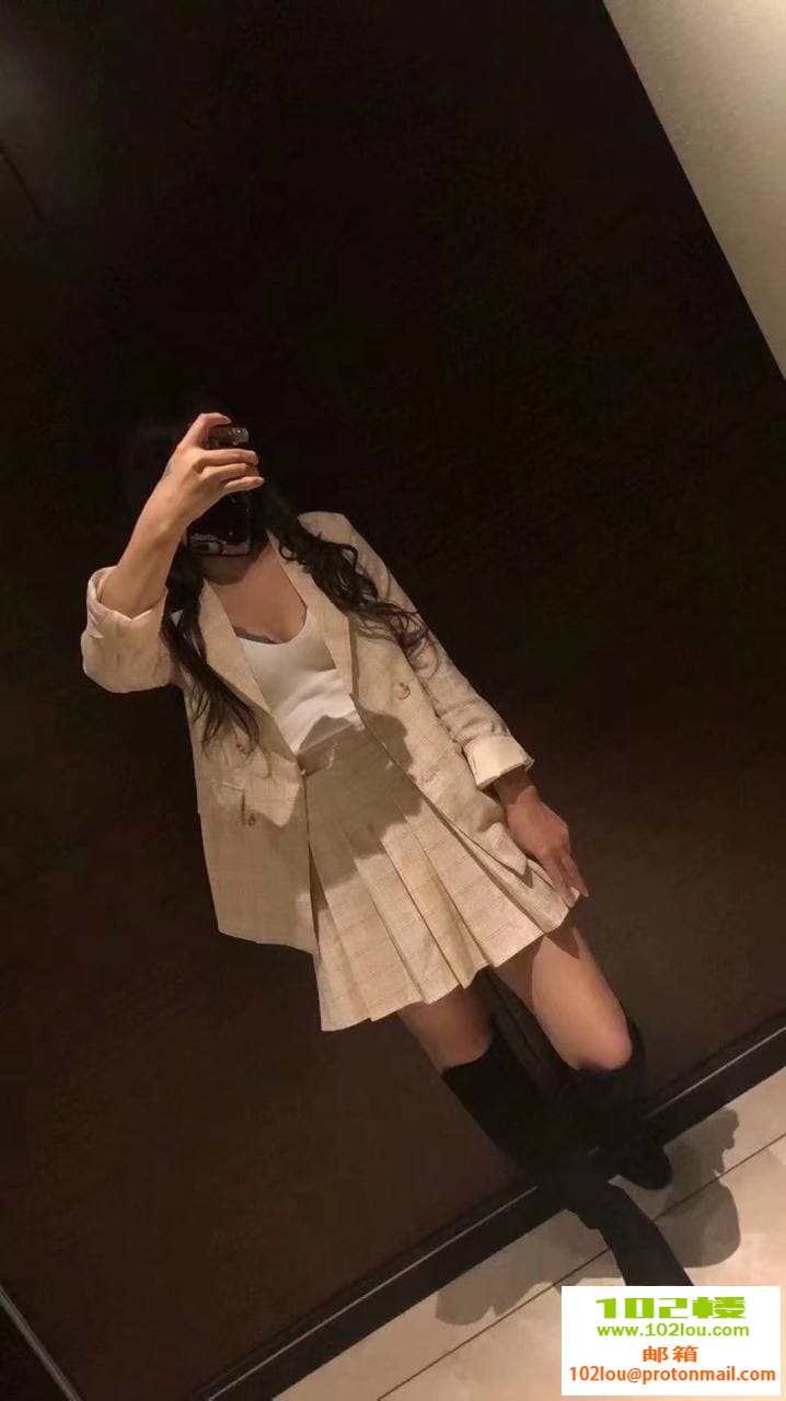 171251ckckgarmaz0m0lgs.jpg