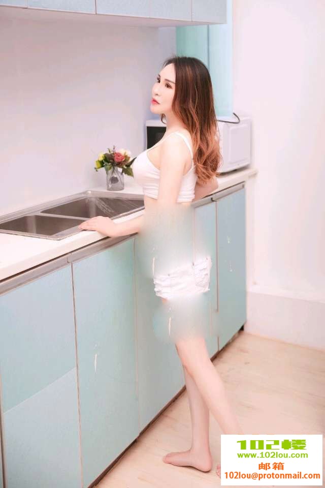 235911ec5bzbwl52x4c2oc.jpg