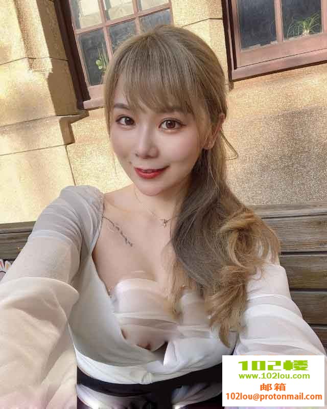 212942hmrte9tiz62bectv.jpg