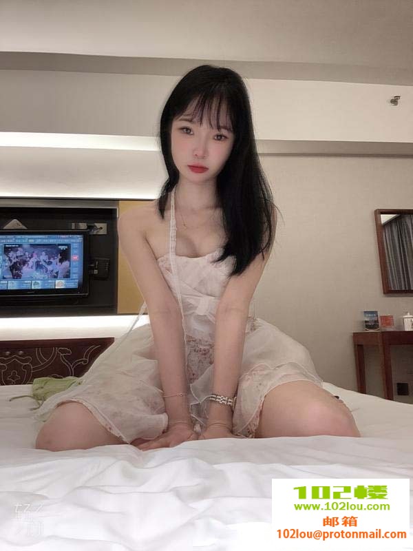 160016dvb7b4vdghiiv0hs.jpg