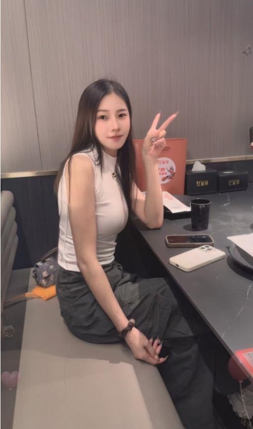 152222j55y85zl8s85w3kz.jpeg